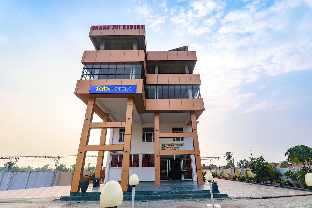 Fabhotel Grand Jvi Resort — hotel in Fyzabad