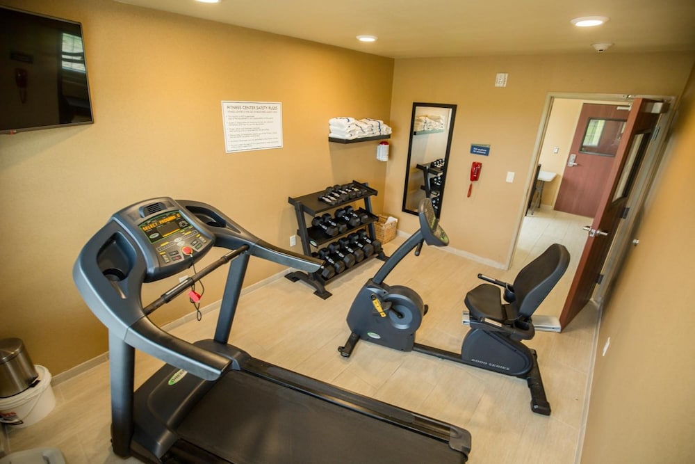 Cobblestone Inn and Suites Winterset - photo 13