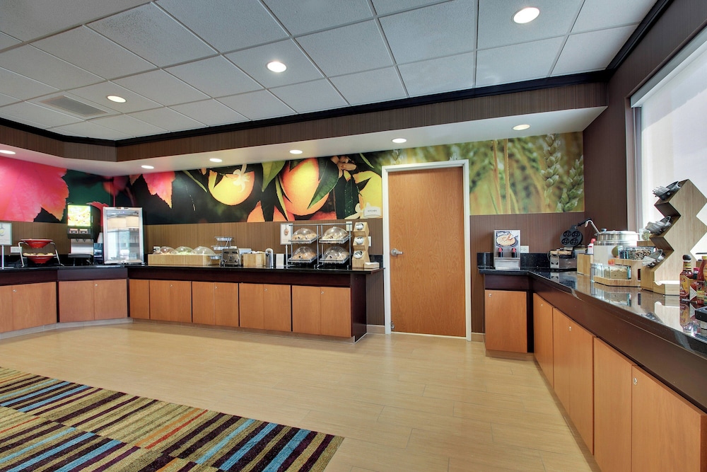 Fairfield Inn & Suites by Marriott Ottawa Starved Rock Area - photo 41