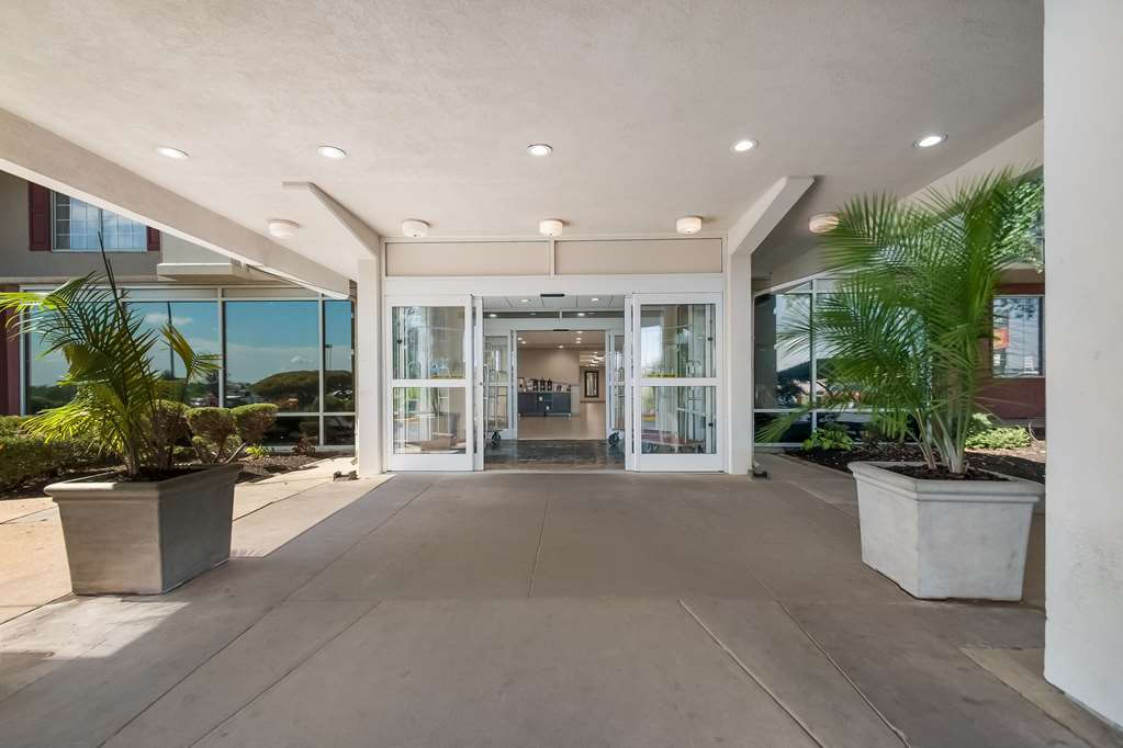 Country Inn & Suites by Radisson Fredericksburg South VA - featured photo