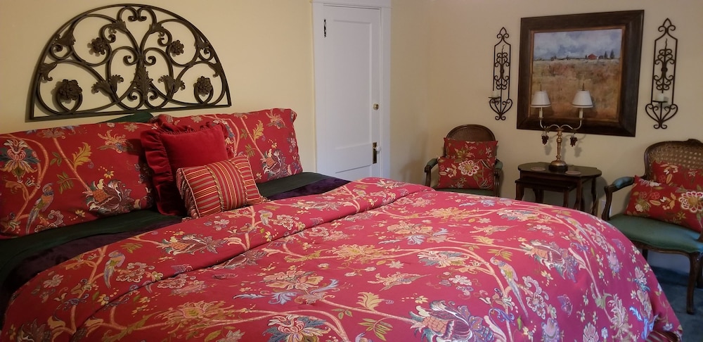 Inn at Clearwater Pond - photo 17