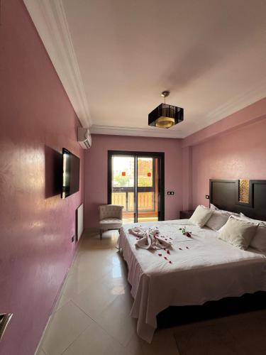 GUELIZ majorelle Beautiful apartment with large terrace — 4-Star Luxury Hotel in Marrakesh, Morocco