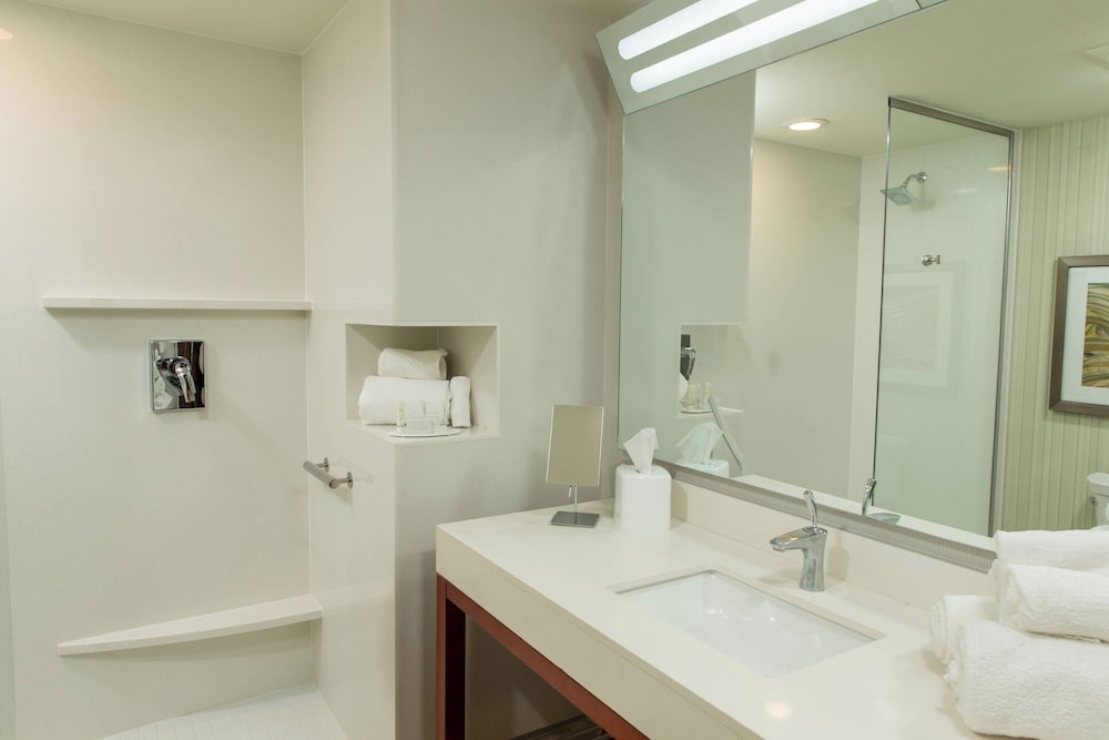 Courtyard Marriott Lafayette - photo 23