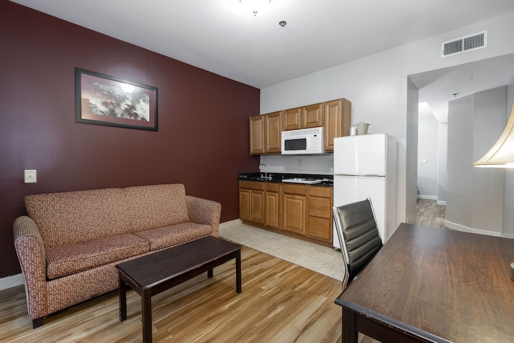 Red Roof Inn & Suites Wilson - photo 25