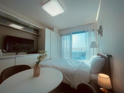Skytop Inn The City — 4-Star Luxury Hotel in Incheon, South Korea
