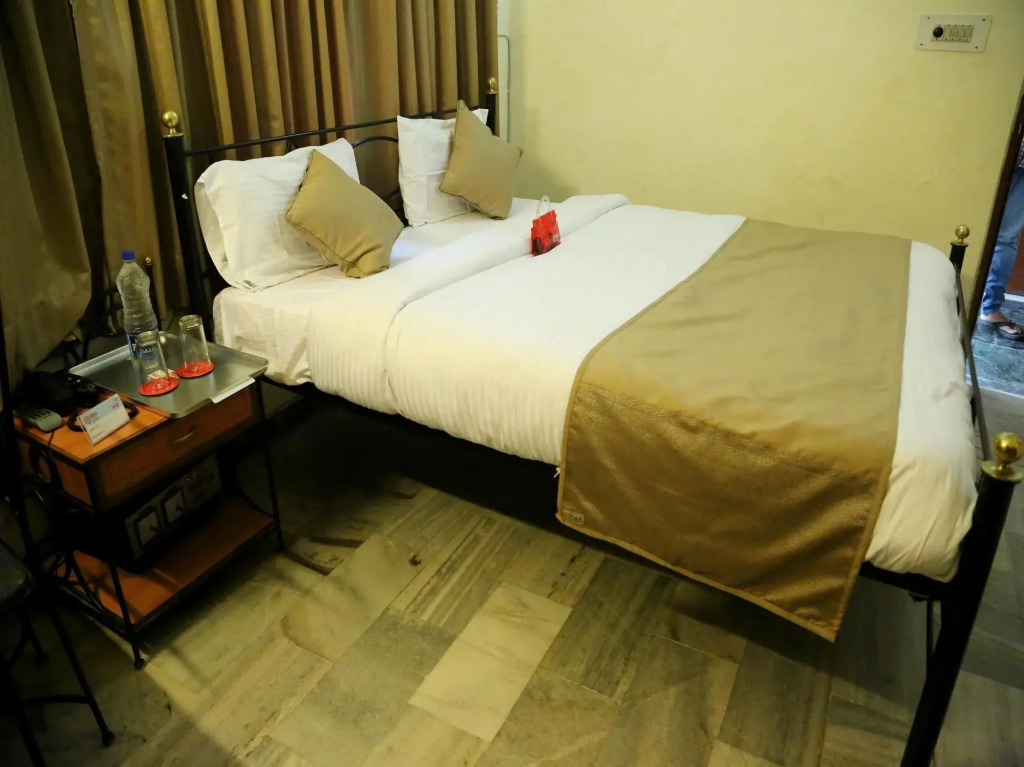 Hotel Maple