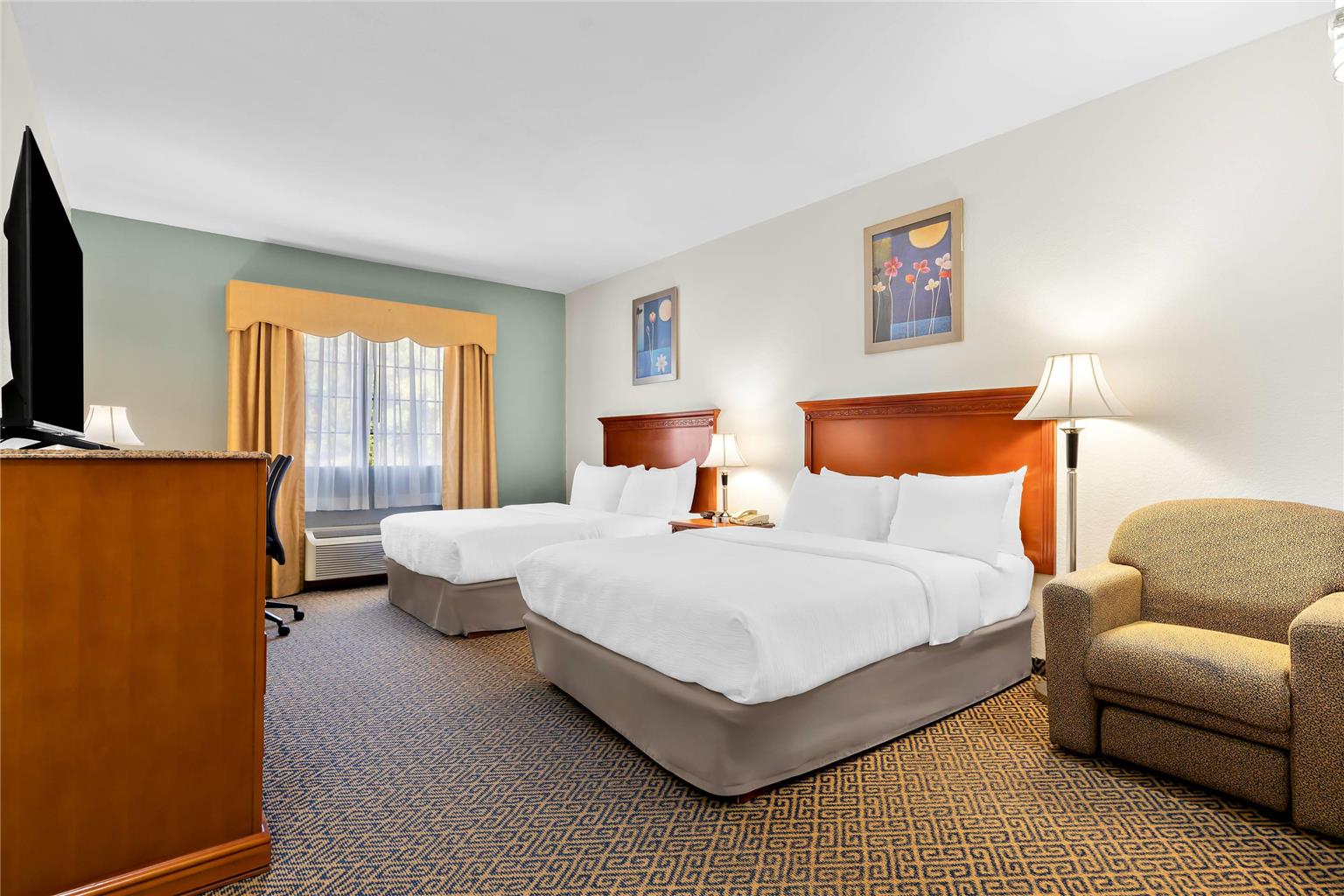Quality Inn & Suites McAlester on Hwy 69 - photo 14