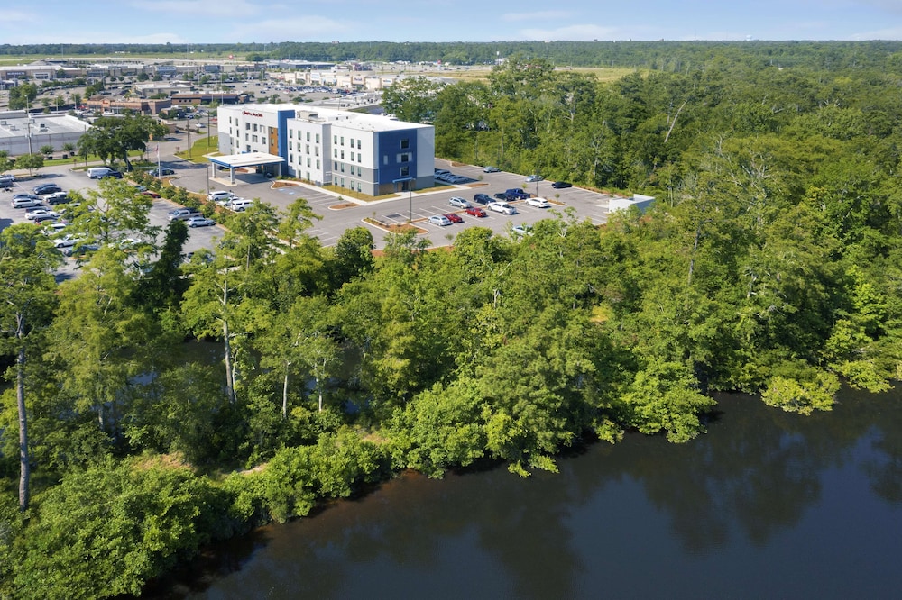 Hampton Inn & Suites D'Iberville Biloxi - photo 34
