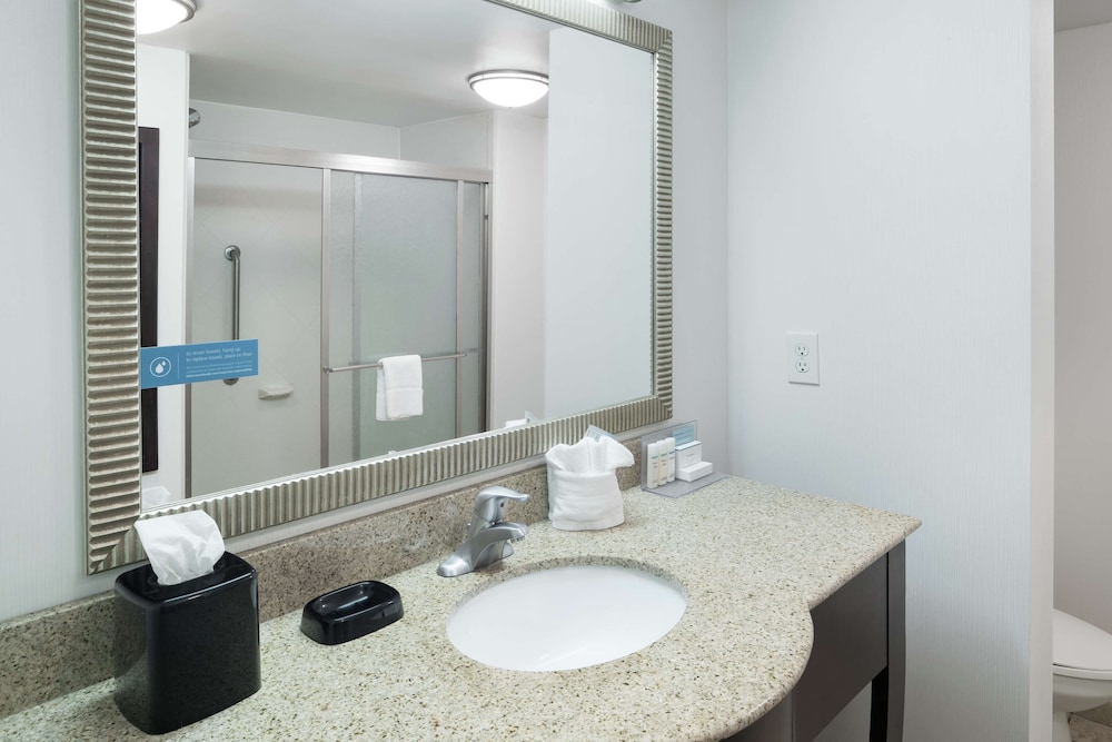 Hampton Inn & Suites Panama City Beach Pier Park Area - photo 28