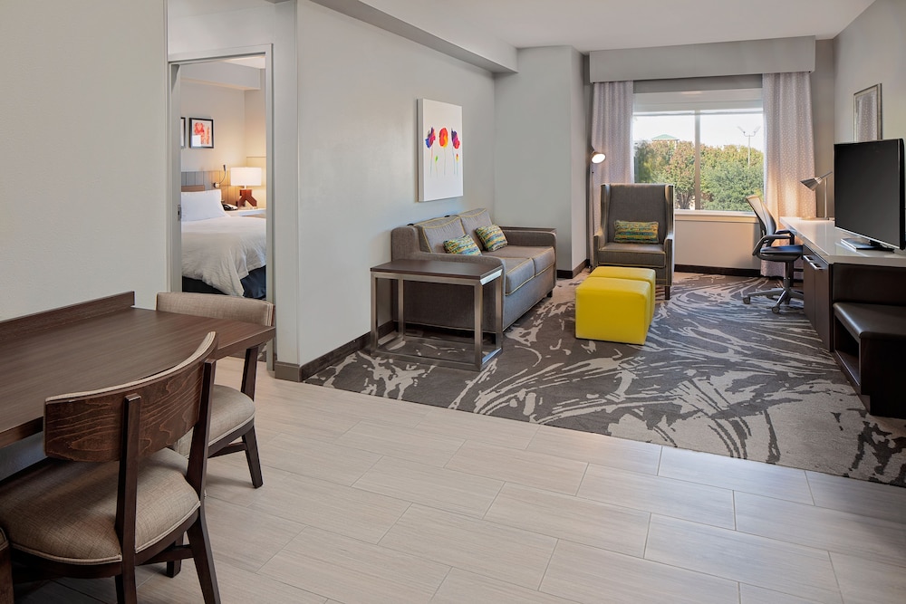 Hilton Garden Inn DFW Airport South - photo 11