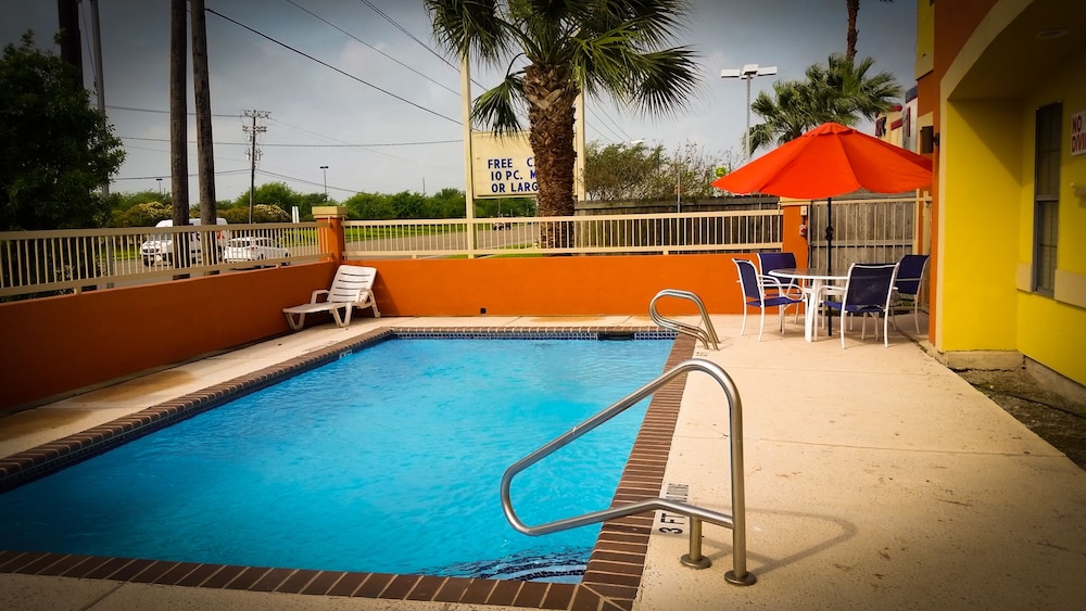 La Copa Inn Brownsville - photo 24