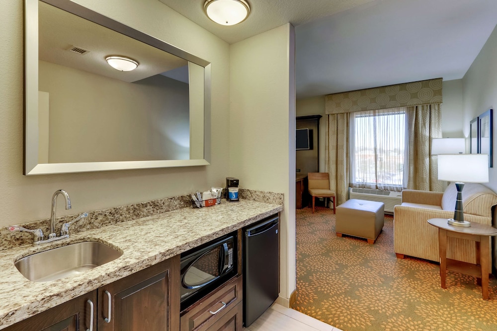 Hampton Inn & Suites Hartsville - photo 23
