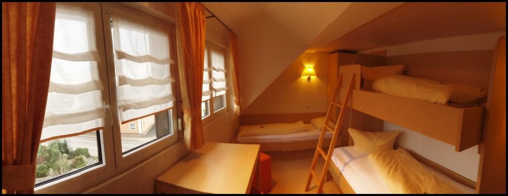 Children's theme room