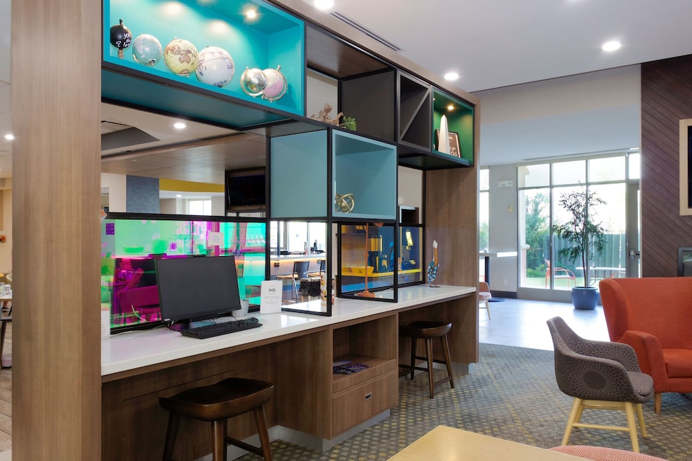 Holiday Inn Hotel & Suites Phoenix Airport By Ihg - photo 33
