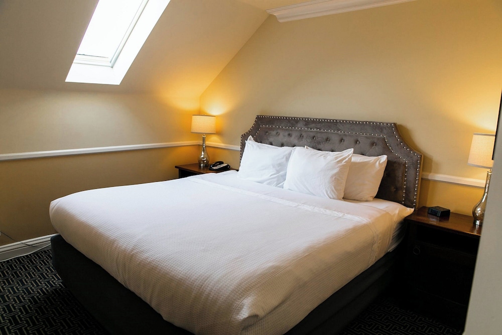 Majestic Inn & Spa - photo 45