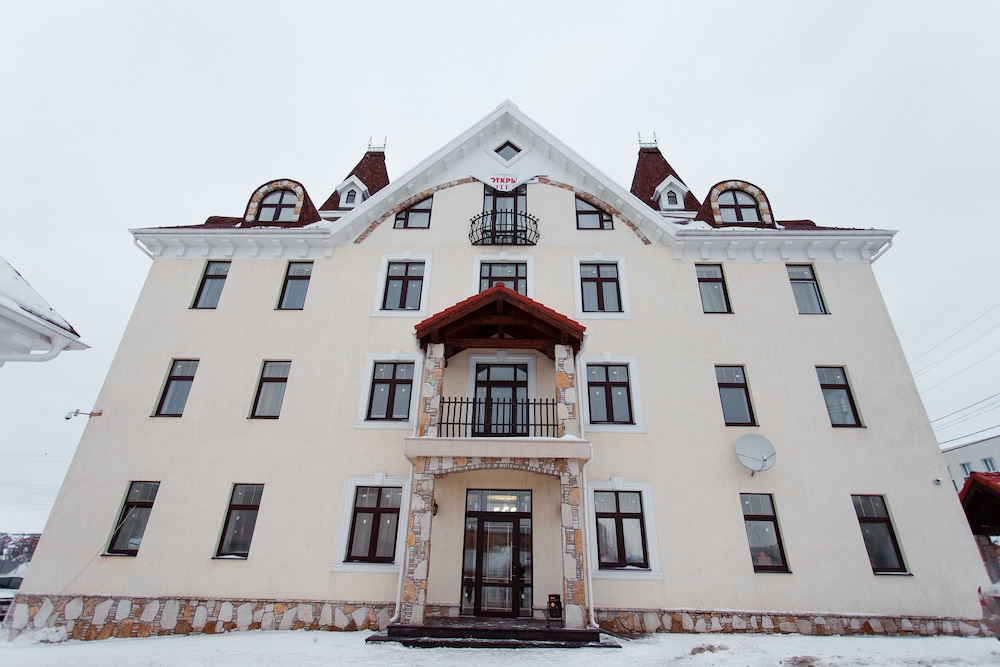 Pano Castro - carbon neutral hotel in Kazan