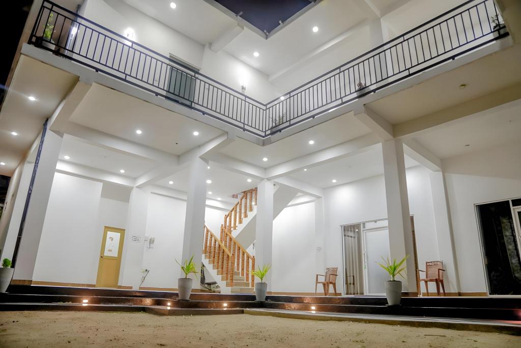 Araliya Lagoon Park Resort in Negombo, Sri Lanka