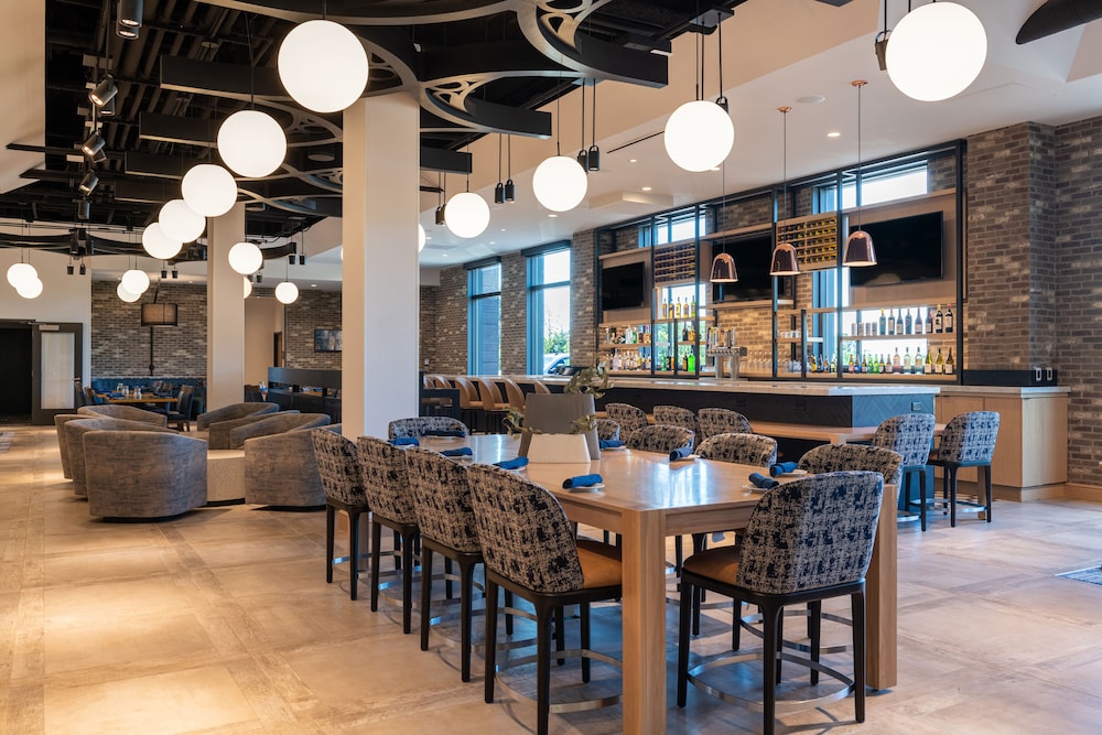 Hilton Garden Inn Boston Canton - photo 28