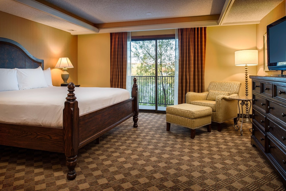 DoubleTree by Hilton Seattle Airport - photo 13