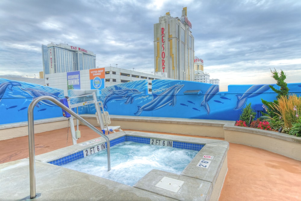 Club Wyndham Skyline Tower in Atlantic City, United States