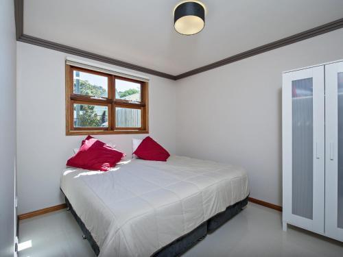 Lionel Gem pet-friendly hotel Shoal Bay