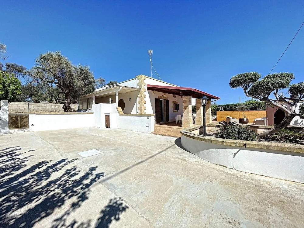 Leu072 In Marina Di Felloniche in Castrignano Del Capo, Italy