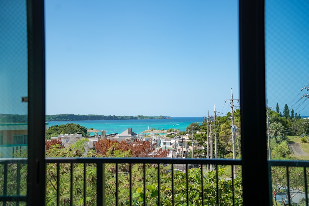 Sea Space Road - last minute hotel in Okinawa