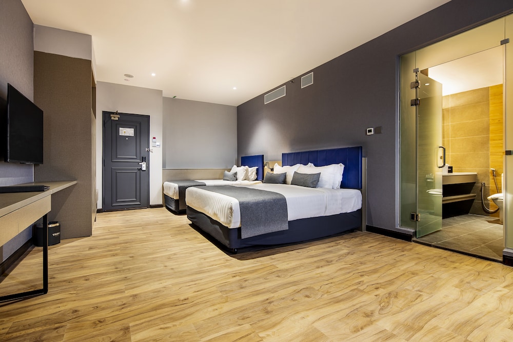 Selesa Johor Bahru — 4-Star Luxury Hotel in Johor Bahru, Malaysia