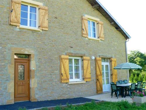 La ferme de la fontaine — hotel in Douzy