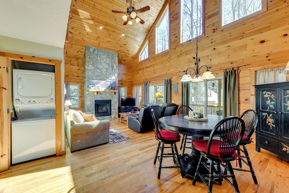 Rustic Cabin on Hemphill Creek w Fire Pit & Grill - photo 6