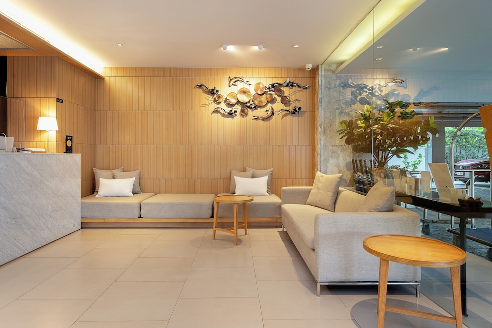 Naga Residence
