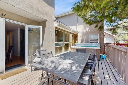 Oaks at Wasatch Family Getaway — hotel in Cottonwood Heights