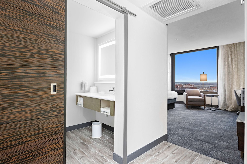 Hampton Inn Kansas City Downtown Financial District - photo 21
