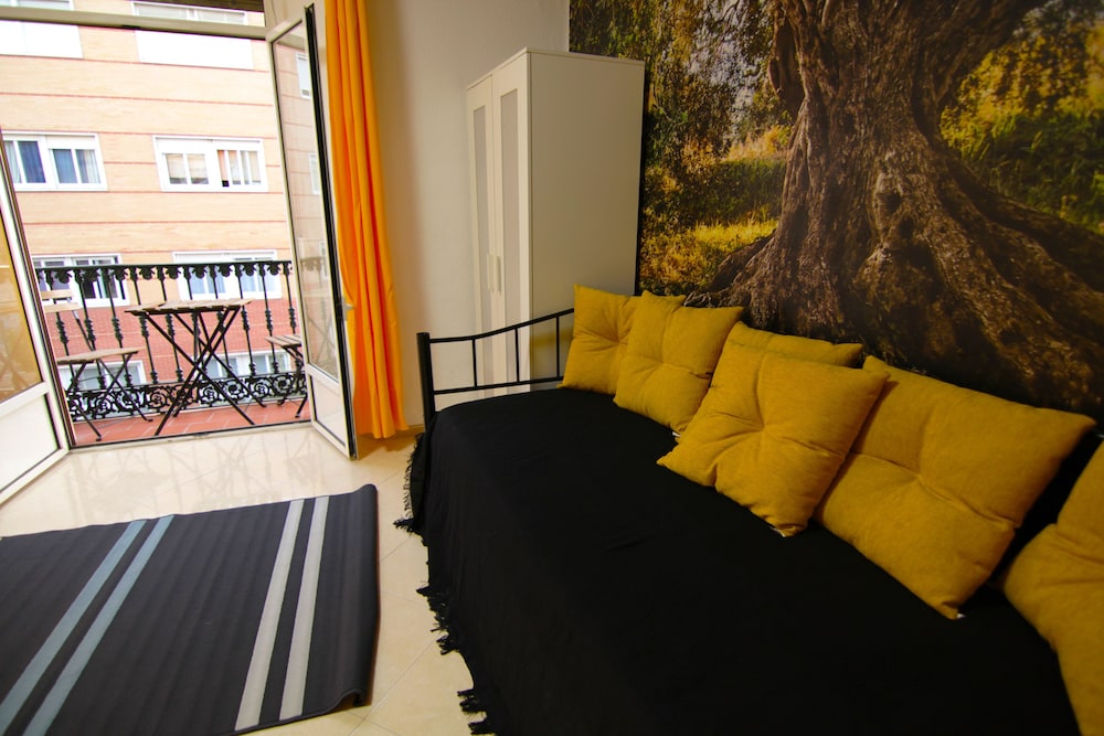 Arriola Rooms — Malaga — photo 4