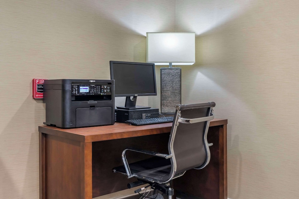 Comfort Inn & Suites Mocksville I 40 - photo 35