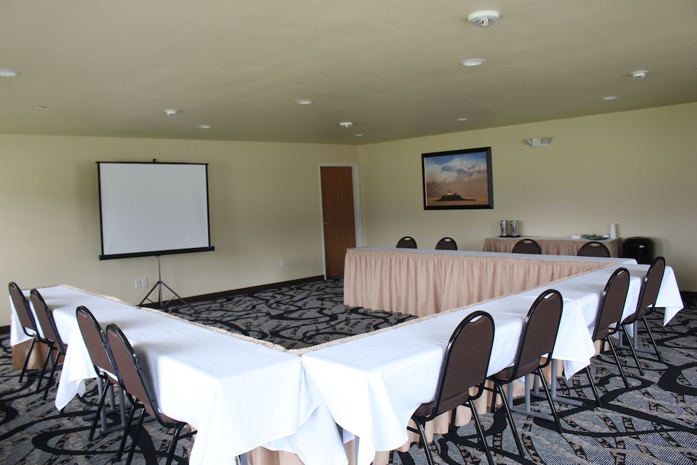 Aspen Suites Hotel Haines - photo 26