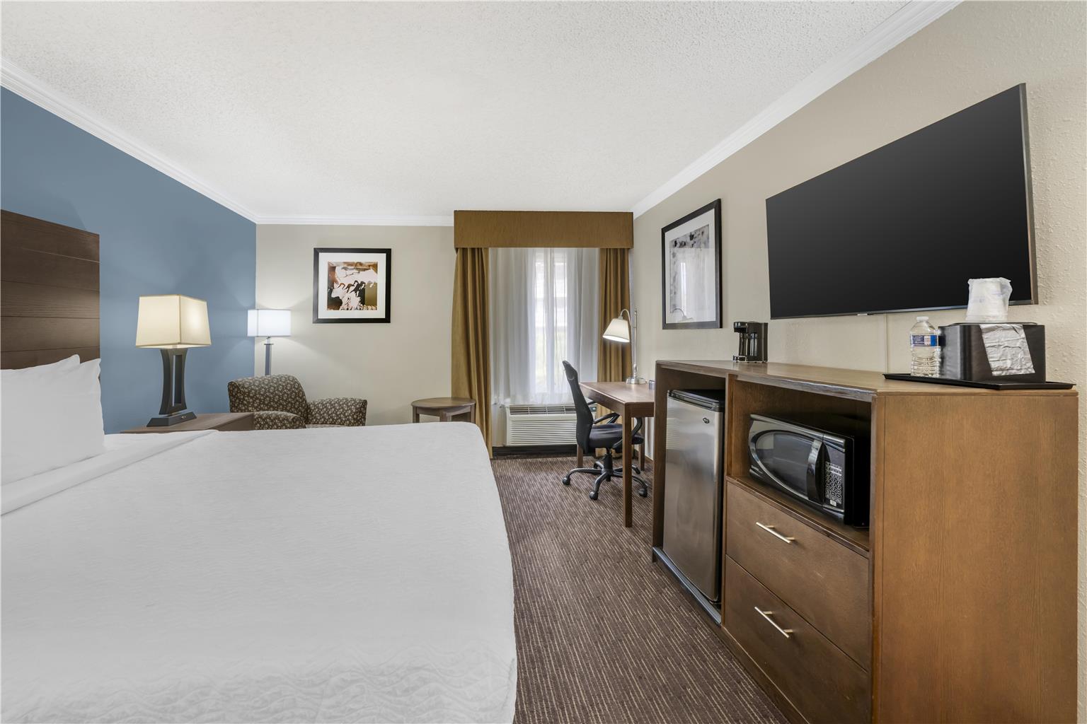 Best Western Airport Albuquerque InnSuites Hotel & Suites - photo 33