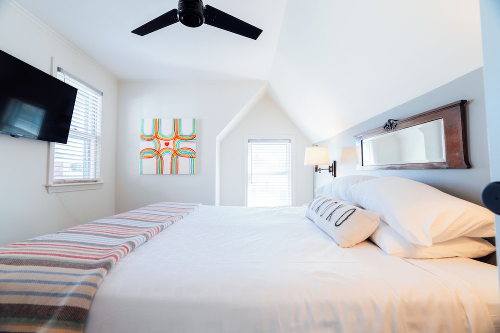 The Mercury Hotel Provincetown - photo 12