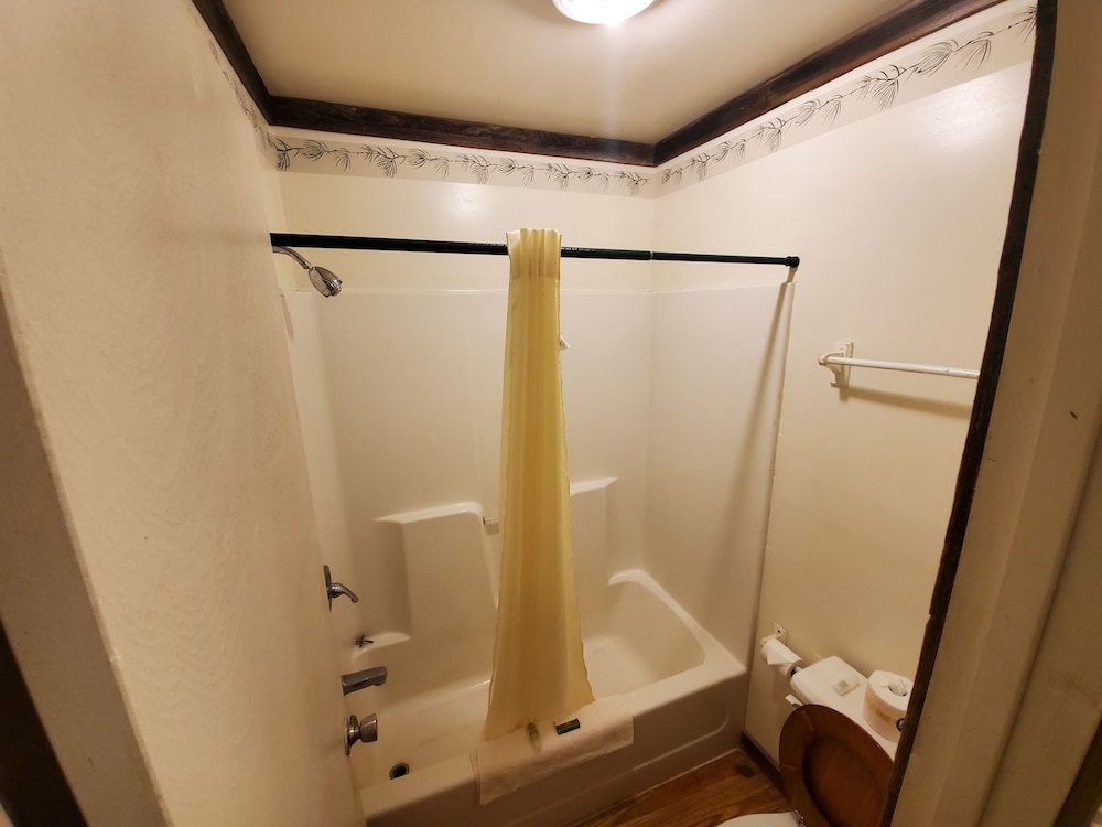 Jamesport Inn - photo 47