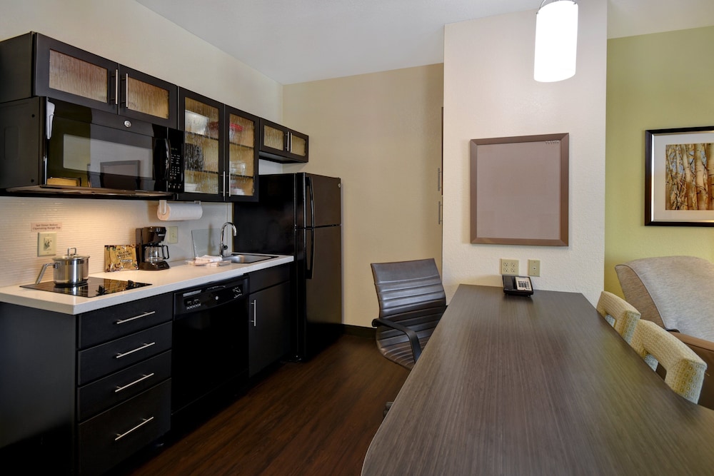Candlewood Suites St. Clairsville by IHG - photo 6