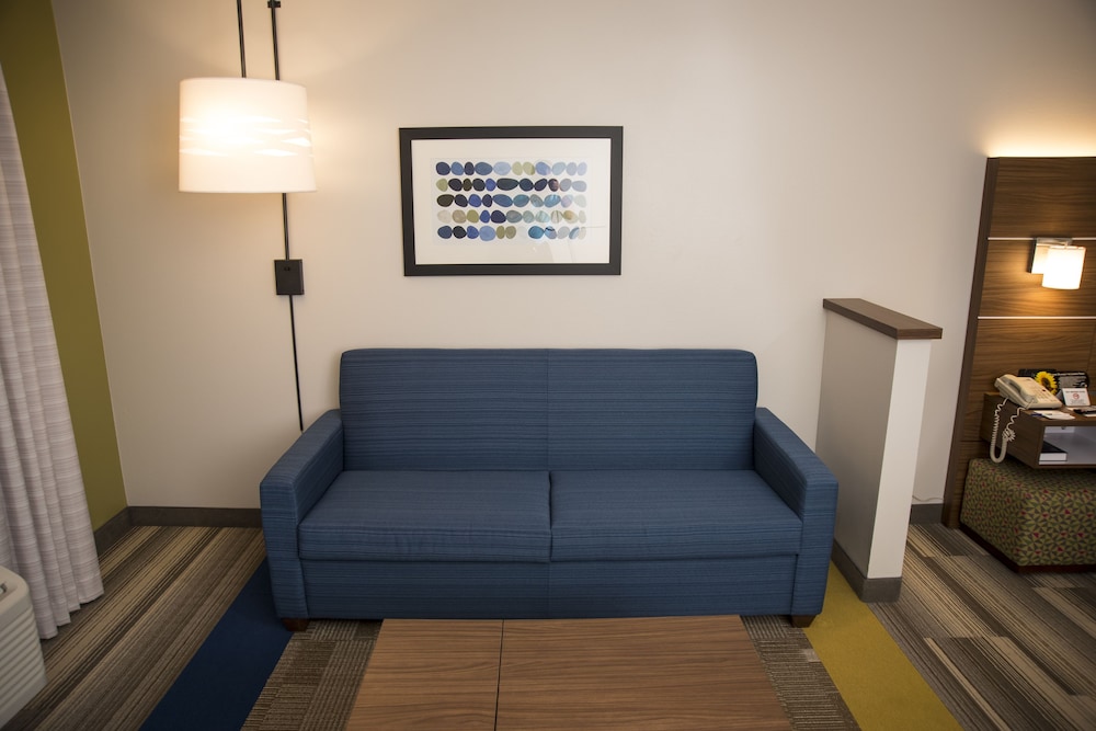 Holiday Inn Express Hotel & Suites Lexington Downtown by IHG - photo 8