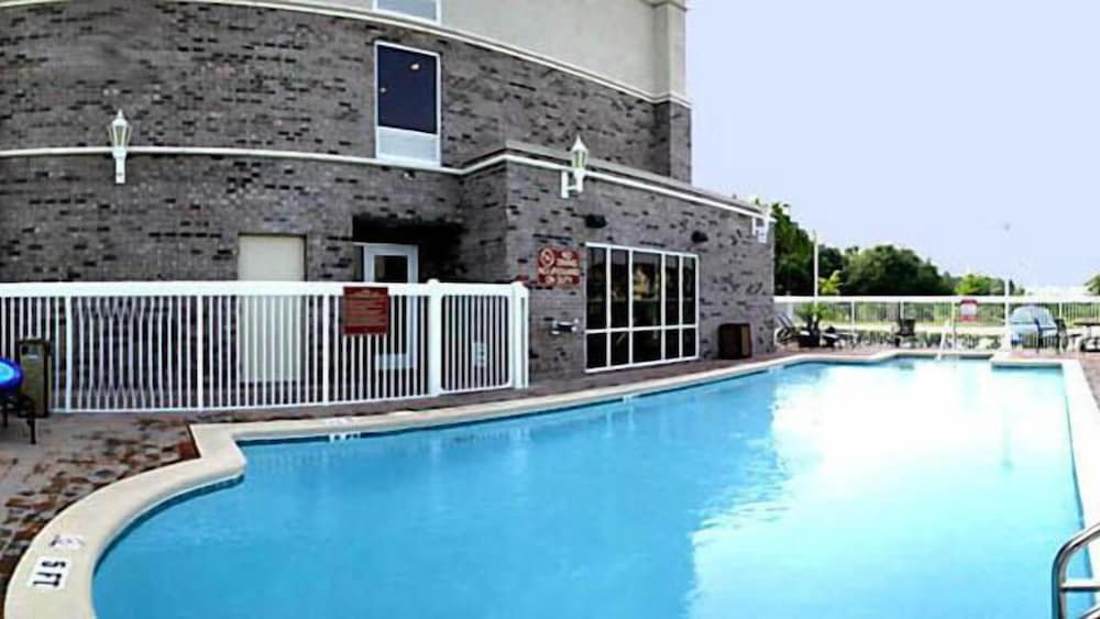 Hampton Inn Jacksonville East Regency Square - photo 17