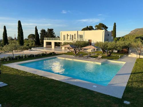 Civetta Blu — 4-Star Luxury Hotel in Castellammare Del Golfo, Italy