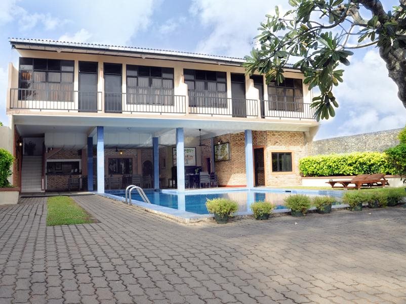 Golden Carriage - last minute hotel in Colombo