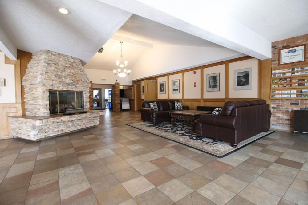 Medicine Hat Suites — Medicine Hat — photo 3