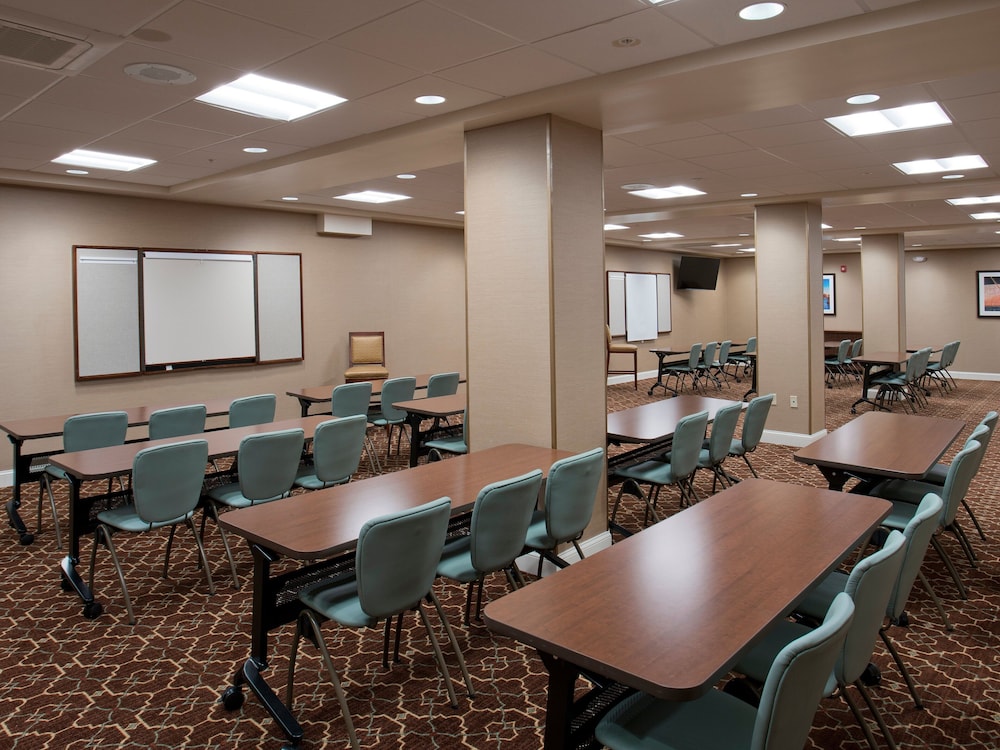 Staybridge Suites Baltimore Inner Harbor by IHG - photo 113