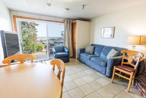 Kebek 3 Oceanside Motel - photo 3