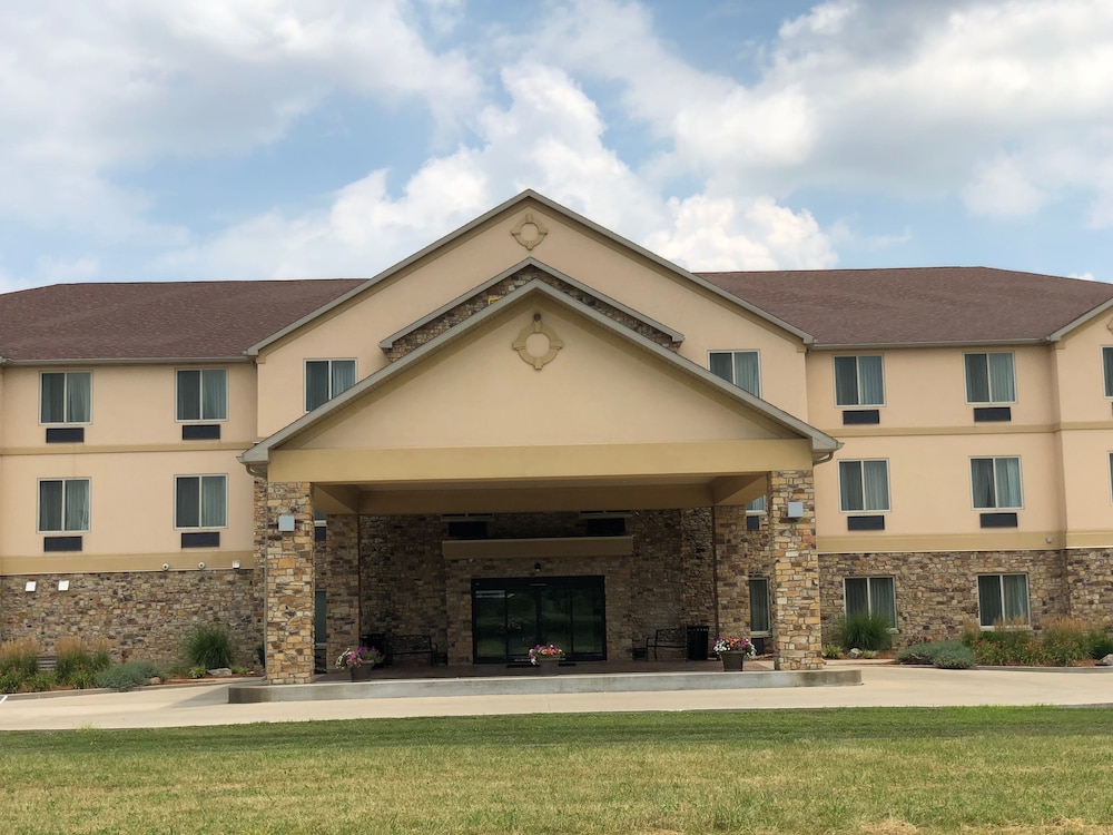 Country View Inn & Suites - photo 50