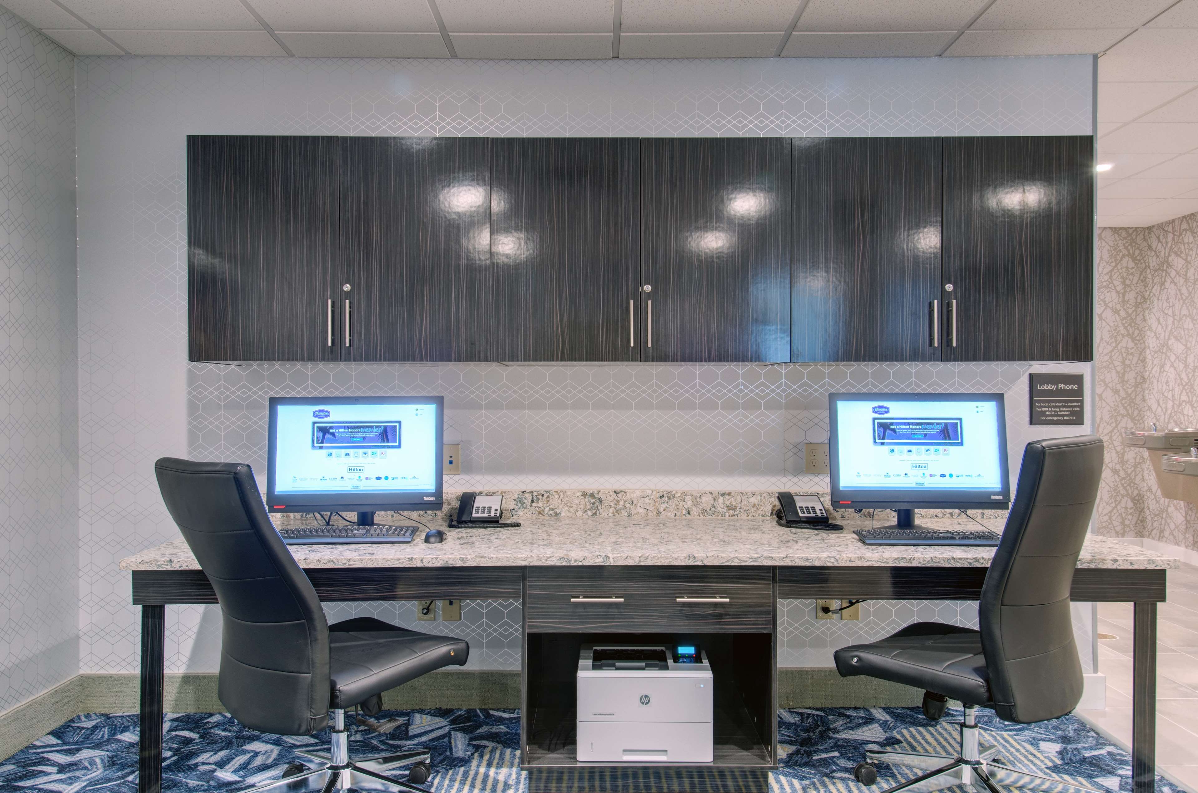 Hampton Inn & Suites Boston Stoughton - photo 2