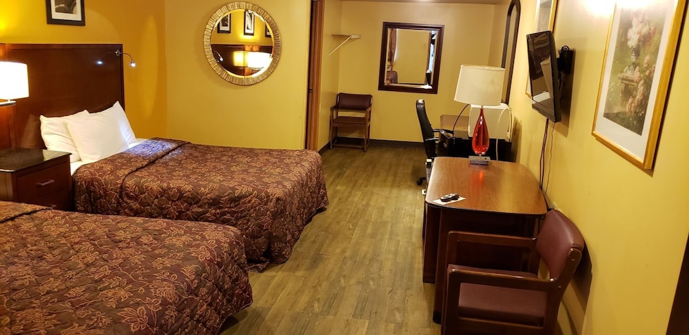 Regal Inn Coffeyville - photo 6